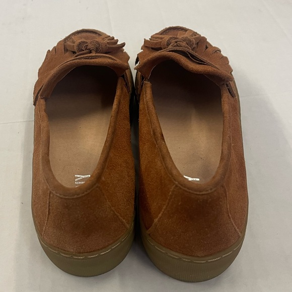 Renvy Chestnut Platform Slip On Moccasin Tassel Shoes - Size 6 - Picture 5 of 11